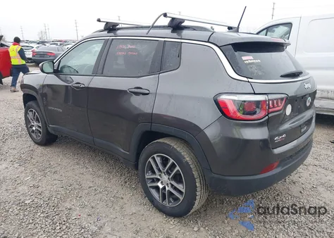2018 Jeep Compass Latitude 4X4 from USA, damaged, VIN 3C4NJDBB6JT142625